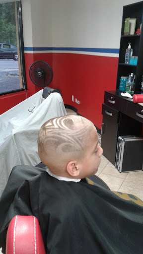 Barber Shop «Supreme Kutz Barber Shop», reviews and photos, 2902 S New Braunfels Ave, San Antonio, TX 78210, USA