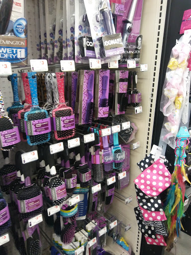 Dollar Store «FAMILY DOLLAR», reviews and photos, 104 N Lincoln Way, Galt, CA 95632, USA