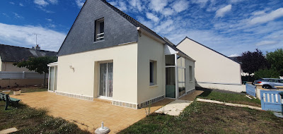 ENTREPRISE SMITH-COUVERTURE-ISOLATION-MAÇONNERIE-RENOVATION INTÉRIEURE-PEINTURE-COUVREUR 91/92🧱 à Montlhéry