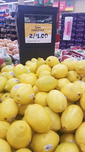 Grocery Store «Grocery Outlet Bargain Market», reviews and photos, 1340 E 7th St, Long Beach, CA 90813, USA