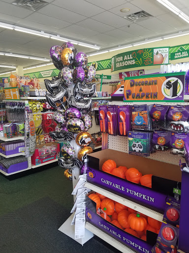 Shopping Mall «Lincoln Court Shopping Center», reviews and photos, 215 Lancaster Ave, Frazer, PA 19355, USA