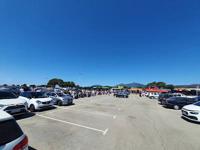 Hertz Location De Voitures - Hertz Location De Voitures - Ajaccio Aéroport à Ajaccio