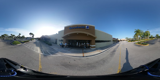 Thrift Store «Goodwill Palm City Store & Donation Center», reviews and photos, 3078 SW Martin Downs Blvd, Palm City, FL 34990, USA