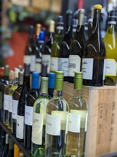 Liquor Store «Main Street Party Store», reviews and photos, 201 N Main St, Ann Arbor, MI 48104, USA