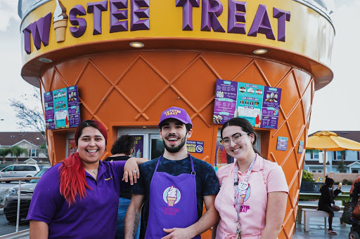 Ice Cream Shop «Twistee Treat Valrico», reviews and photos, 1886 FL-60, Brandon, FL 33511, USA