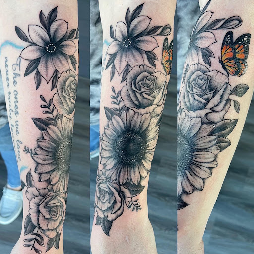 Explore wanderlust tattoo ideas, creative tattoo ideas in Fort Oglethorpe, available at The Helm Tattoo & Piercing