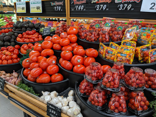 Grocery Store «Red Apple Markets», reviews and photos, 6724 Kitsap Way, Bremerton, WA 98312, USA