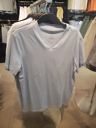 Clothing Store «H&M», reviews and photos, 410 Palladio Pkwy, Folsom, CA 95630, USA