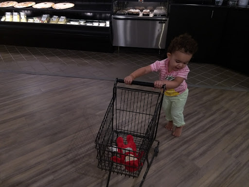 Grocery Store «Robert Fresh Market», reviews and photos, 7355 Highland Rd, Baton Rouge, LA 70808, USA