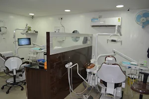 Elegant Dental Clinic & Implant Centre image