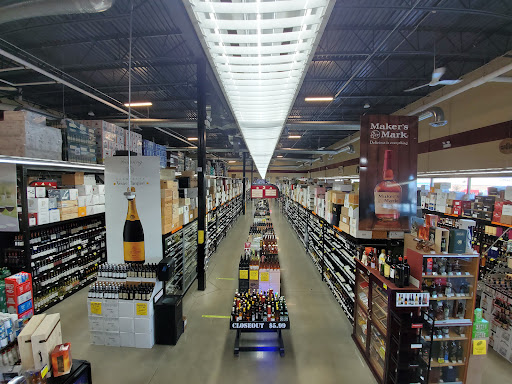 Liquor Store «Liquor Barn», reviews and photos, 287 E Dundee Rd, Wheeling, IL 60090, USA