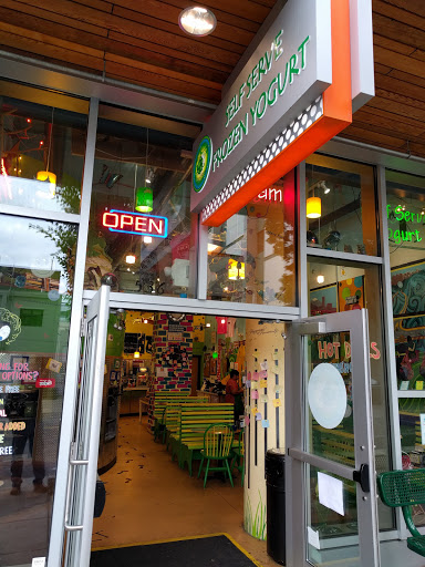 Frozen Yogurt Shop «TartBerry», reviews and photos, 915 SW 9th Ave, Portland, OR 97205, USA