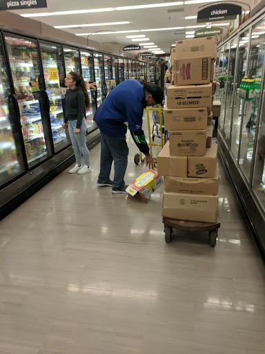 Shopping Mall «Eastgate Shopping Center», reviews and photos, 26270 Gratiot Ave, Roseville, MI 48066, USA