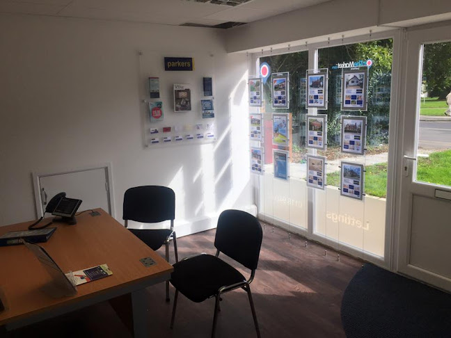 Comments and reviews of Parkers Tilehurst Estate & Letting Agents