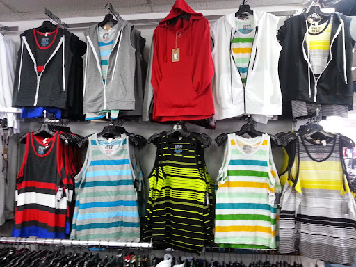 Clothing Store «Tiger Lily Apparel», reviews and photos, 64 State St, Orem, UT 84058, USA