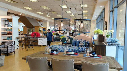 Furniture Store «Urban Home», reviews and photos, 15301 Ventura Blvd, Sherman Oaks, CA 91403, USA