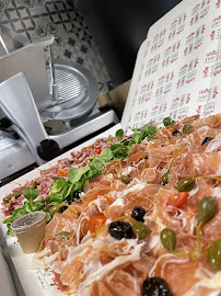Photos du propriétaire du Pizzas à emporter Divino-Pizzeria-Sassenage-champion de France de la pizza - n°9