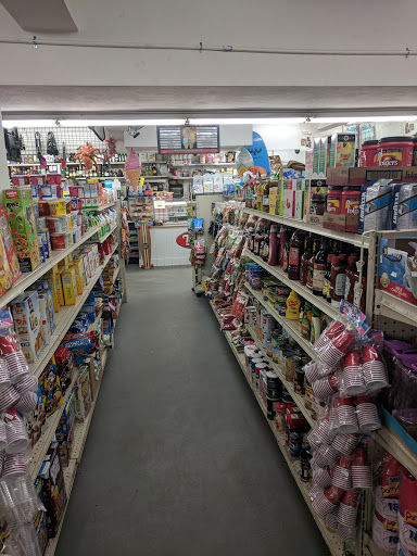 Grocery Store «Neighbor-Saver Market», reviews and photos, 2144 Avenida De La Playa, La Jolla, CA 92037, USA