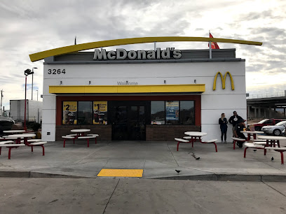 McDonald,s - 3264 E Andy Devine Ave, Kingman, AZ 86401
