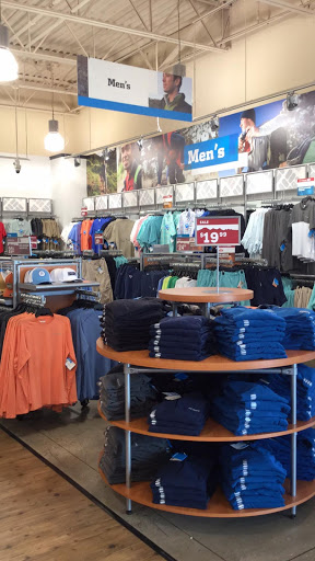 Sportswear Store «Columbia Sportswear Outlet Store», reviews and photos, 2950 I-20 Frontage Rd #1000, Grand Prairie, TX 75052, USA