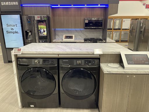 Appliance Store «P.C. Richard & Son», reviews and photos, 136-03 20th Ave, College Point, NY 11356, USA