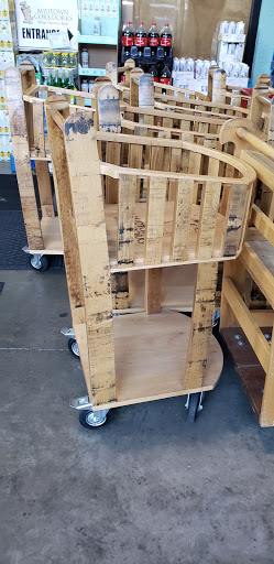 Liquor Store «Midtown Corkdorks Wine Spirits Beer», reviews and photos, 1610 Church St, Nashville, TN 37203, USA