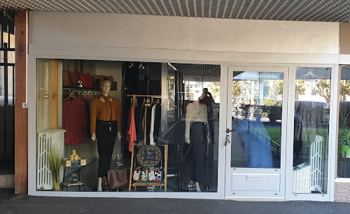 Magasin de vêtements pour femmes Cham séduction La petite boutique Chamalières