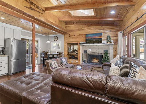 Big Bear Lakefront Cabins & Best Mountain Vacation Rentals image
