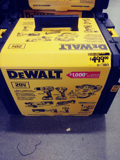 Home Improvement Store «The Home Depot», reviews and photos, 13500 Middlebelt, Livonia, MI 48150, USA