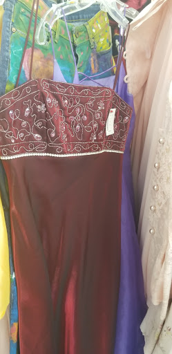 Shopping Mall «Southridge Shopping Center», reviews and photos, 1678 Beavercreek Rd, Oregon City, OR 97045, USA