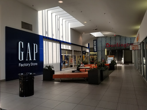 Clothing Store «Gap Outlet», reviews and photos, 1600 Saratoga Ave, San Jose, CA 95129, USA