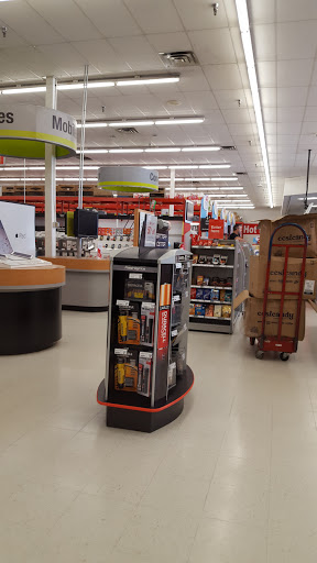 Office Supply Store «Staples», reviews and photos, 135 Bloomfield Ave, Bloomfield, NJ 07003, USA