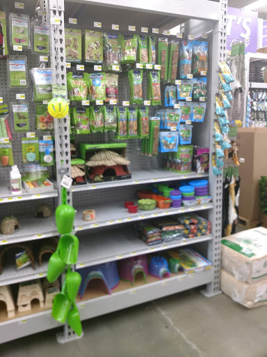 Pet Supply Store «Pet Club Rancho Cordova», reviews and photos, 2344 Sunrise Blvd, Rancho Cordova, CA 95670, USA