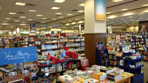 Book Store «Barnes & Noble Booksellers Ingram Festival», reviews and photos, 6065 NW Loop 410 #185, San Antonio, TX 78238, USA