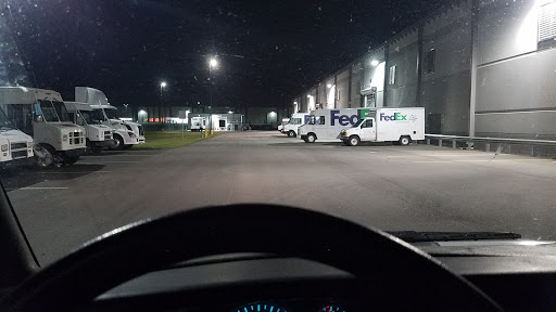 Mailing Service «FedEx Ground», reviews and photos, 5000 North Ridge Trail, Davenport, FL 33897, USA