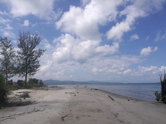 Torongguh Beach