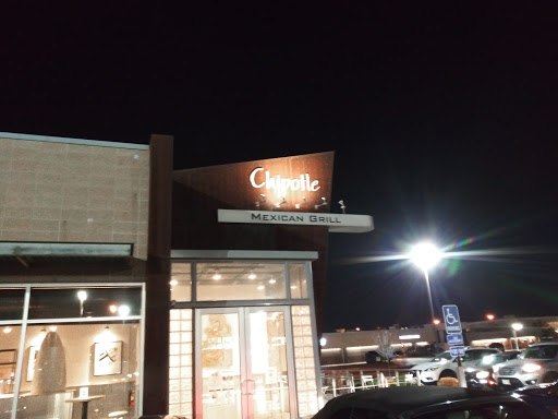 Mexican Restaurant «Chipotle Mexican Grill», reviews and photos, 5097 Dressler Rd NW, Canton, OH 44718, USA