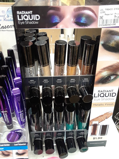 Shopping Mall «The Shoppes at Buckland Hills», reviews and photos, 194 Buckland Hills Dr, Manchester, CT 06042, USA