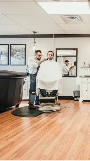 Barber Shop «Burlington Barbershop», reviews and photos, 20 W Burlington Ave, Westmont, IL 60559, USA