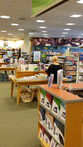 Book Store «Barnes & Noble», reviews and photos, 631 E Boughton Rd, Bolingbrook, IL 60440, USA