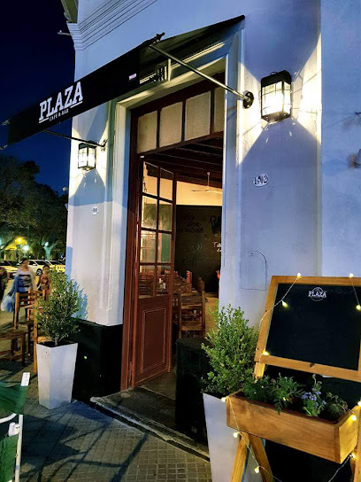 Plaza café & bar