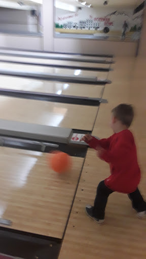 Bowling Alley «The Bozeman Bowl», reviews and photos, 414 E Babcock St, Bozeman, MT 59715, USA