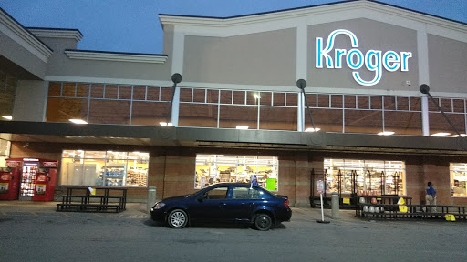 Grocery Store «Kroger», reviews and photos, 305 E Lewis and Clark Pkwy, Clarksville, IN 47129, USA