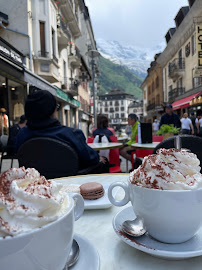Plats et boissons du Restaurant servant le petit-déjeuner Côté Macarons, boutique et salon de thé à Chamonix-Mont-Blanc - n°11
