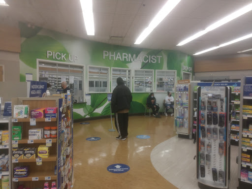 Shopping Mall «Canyon Crest Towne Centre», reviews and photos, 5227 Canyon Crest Dr, Riverside, CA 92507, USA