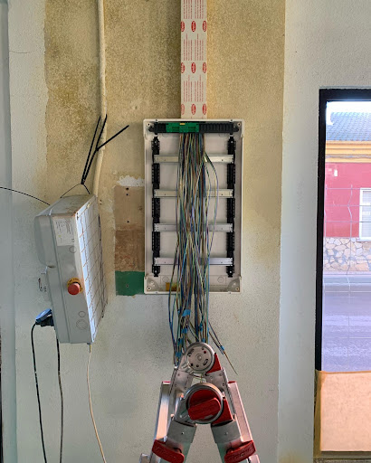 Electricidad Carlos en La Bañeza, León