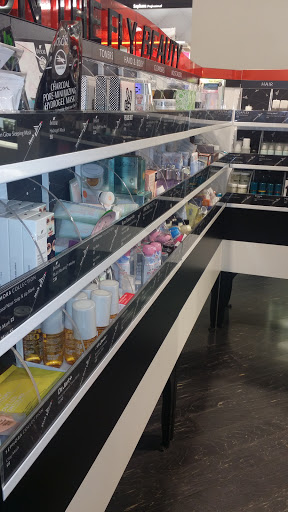 Cosmetics Store «SEPHORA», reviews and photos, 639 E Shaw Ave, Fresno, CA 93710, USA