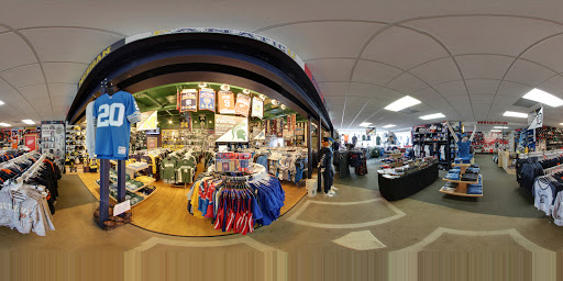Clothing Store «Fanatic U», reviews and photos, 30409 Ford Rd, Garden City, MI 48135, USA
