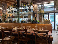 Atmosphère du Restaurant français Le Comptoir des Marronniers à Lyon - n°17