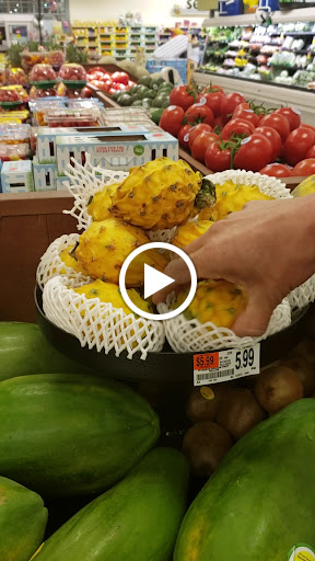 Shopping Mall «Aquidneck Shopping Centre», reviews and photos, 77 E Main Rd, Middletown, RI 02842, USA